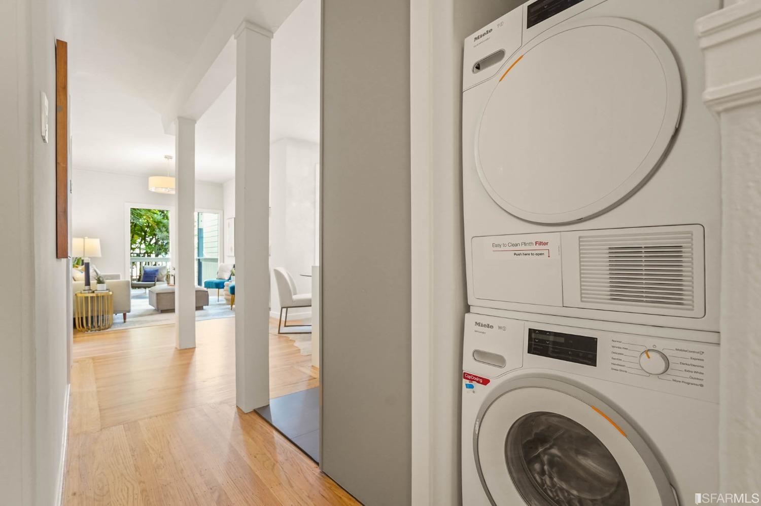 856 Green Street Unit: 1