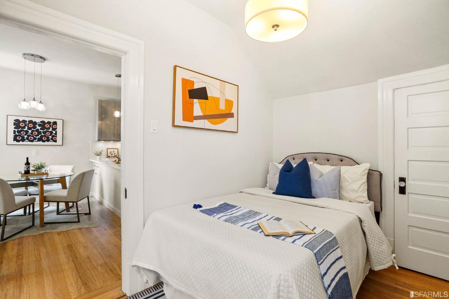 856 Green Street Unit: 1