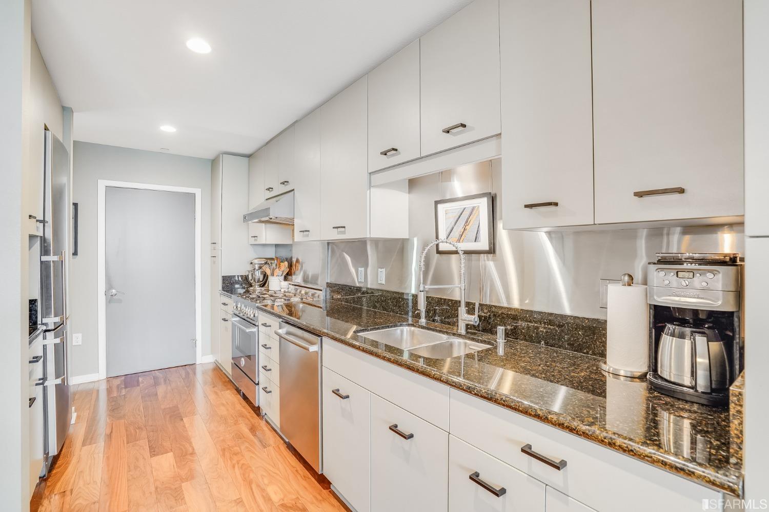 989 20th Street Unit: 467