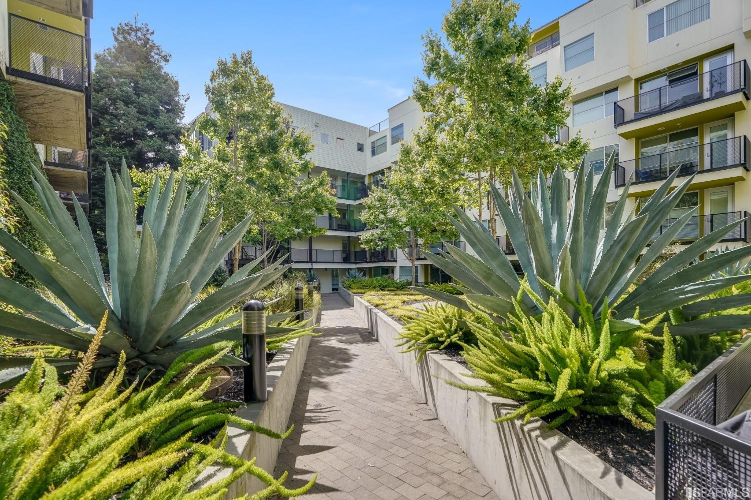 989 20th Street Unit: 467