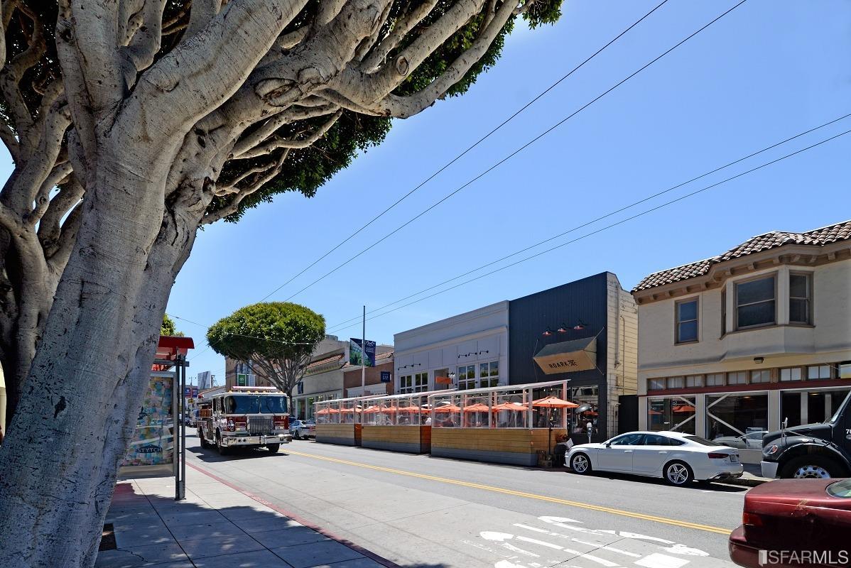 3131 Pierce Street Unit: 306