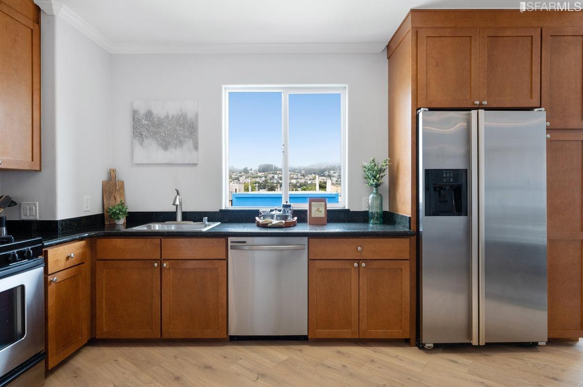 1 Wattson Place Unit: 11