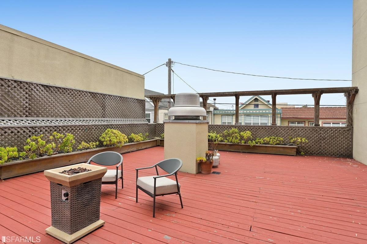 1 Wattson Place Unit: 11