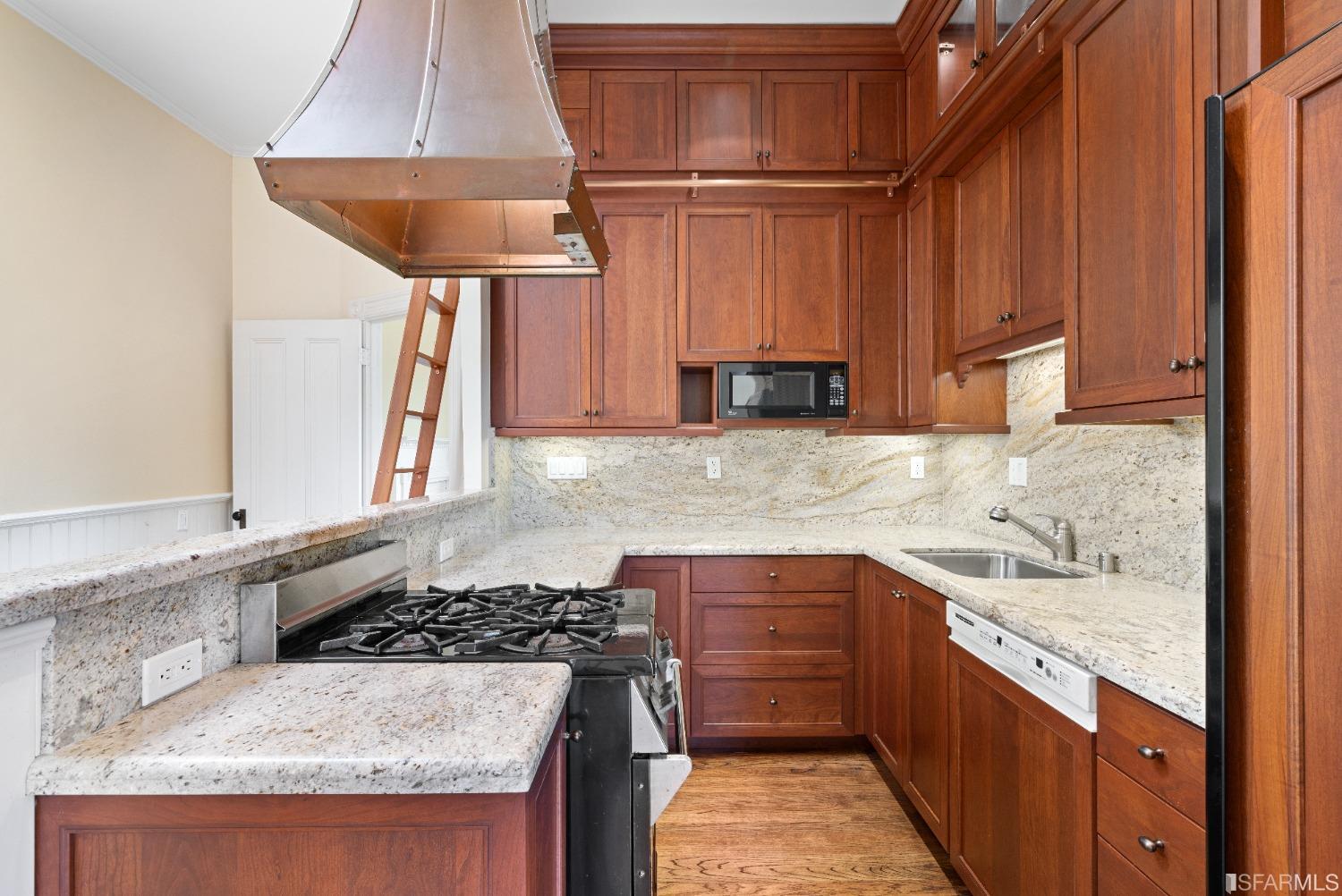 2773 Greenwich Street