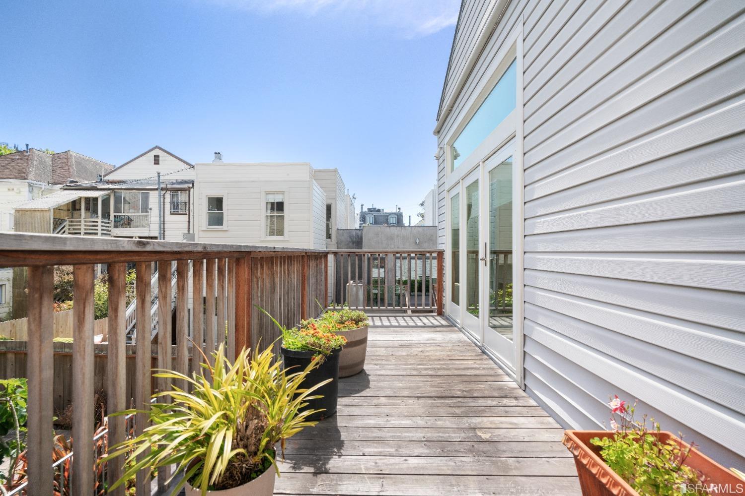 2773 Greenwich Street