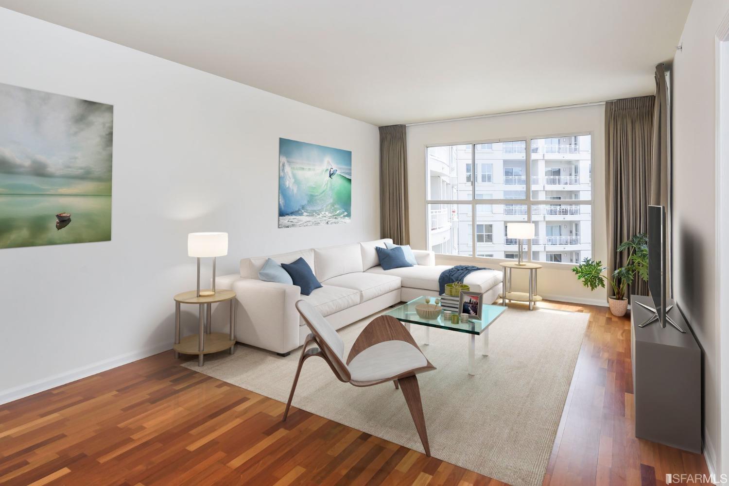 140 S Van Ness Avenue Unit: 940