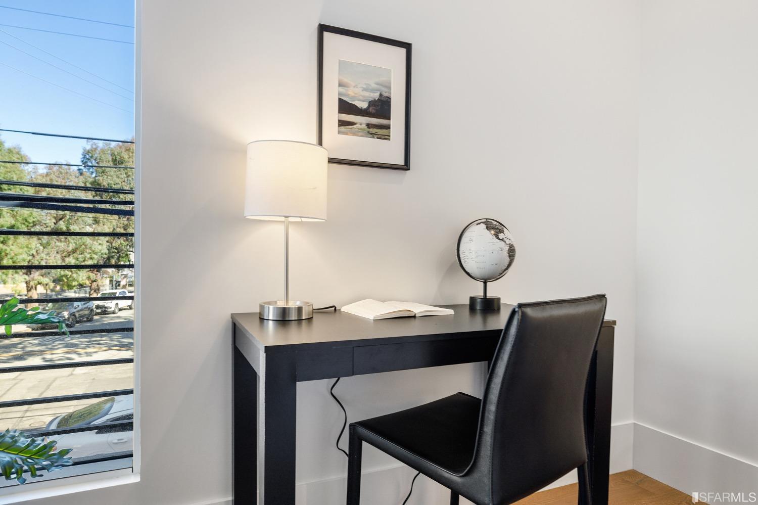 1493 Oak Grove Avenue Unit: 202