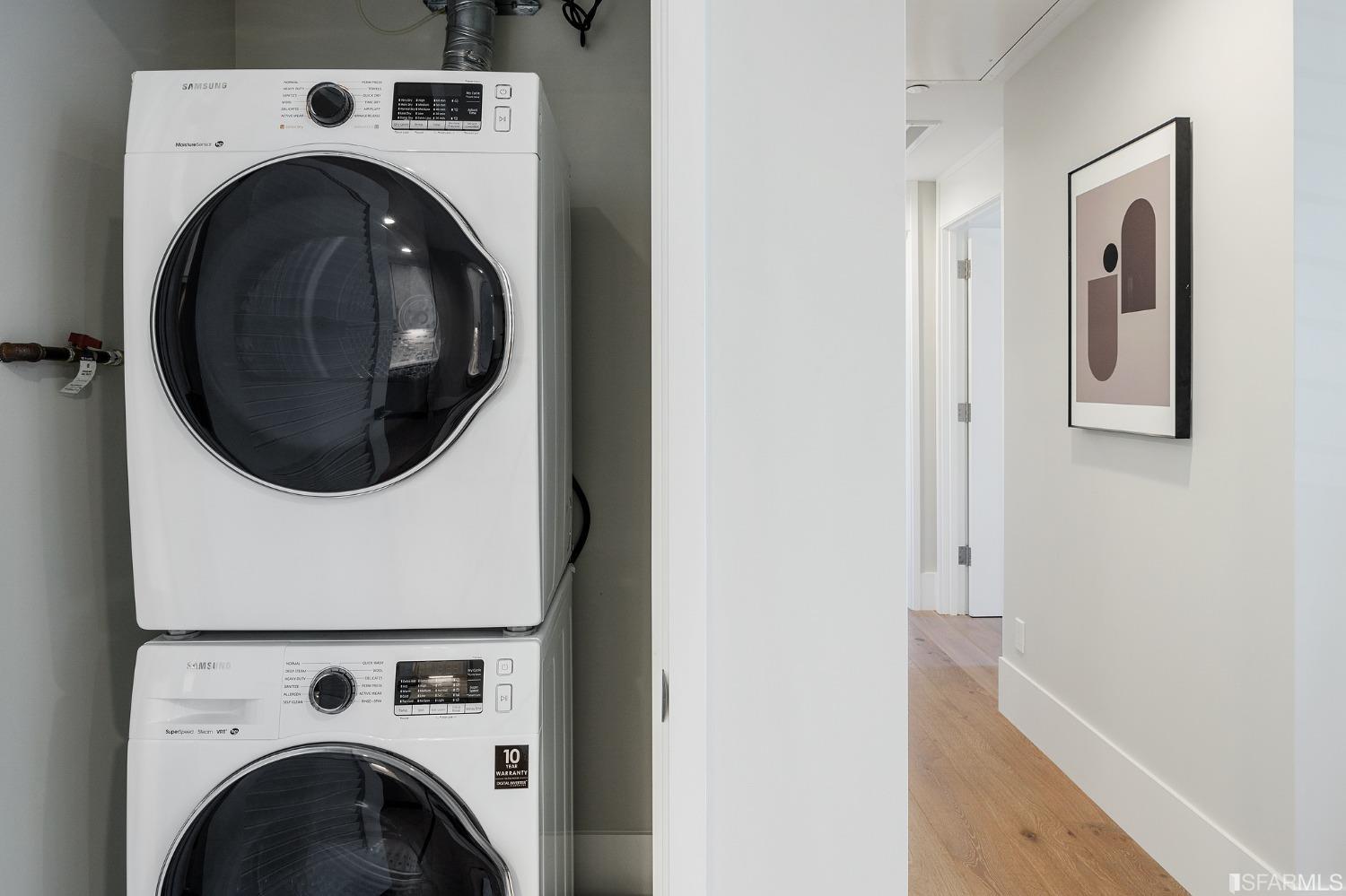 1493 Oak Grove Avenue Unit: 202