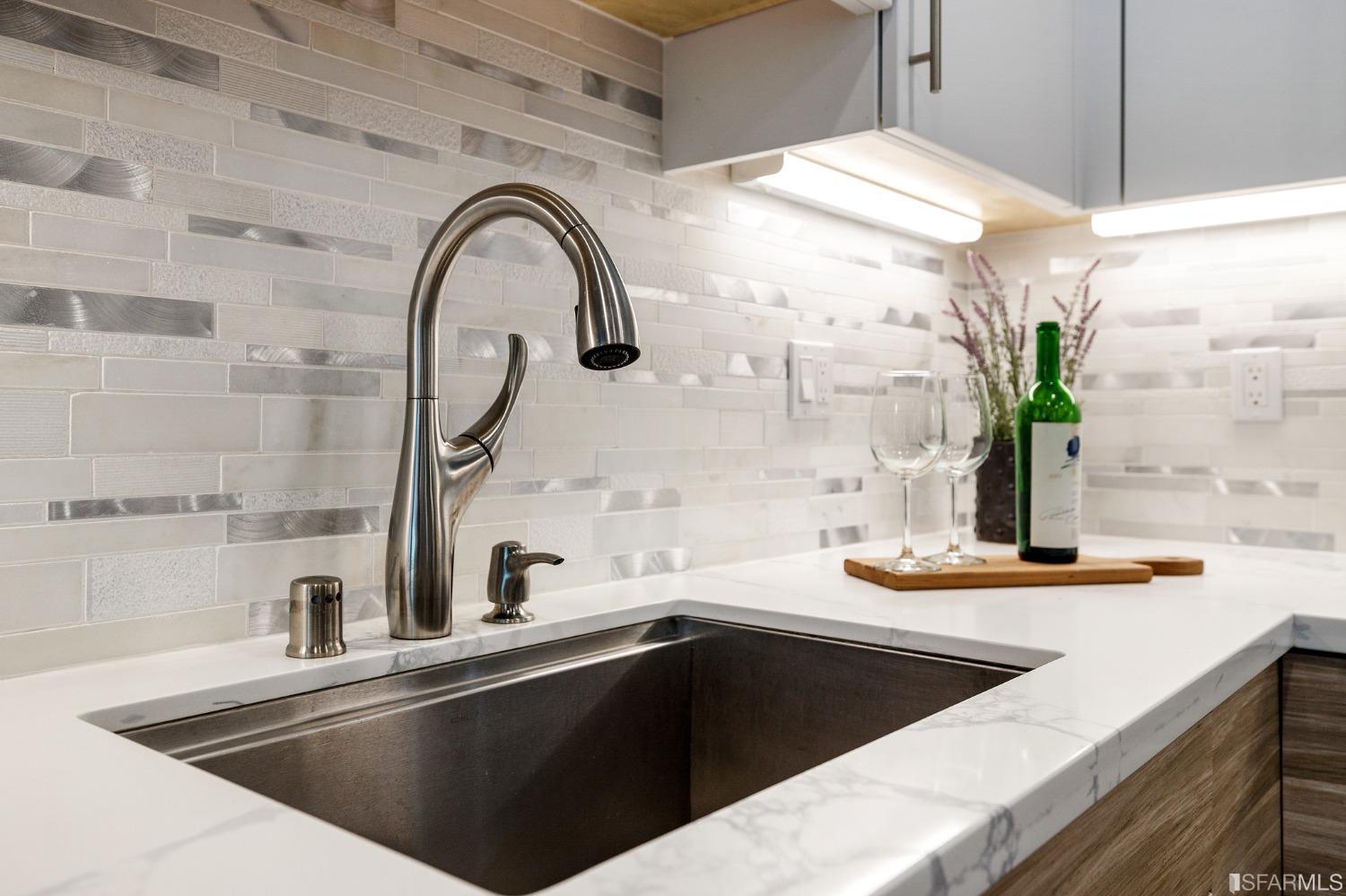 1493 Oak Grove Avenue Unit: 202