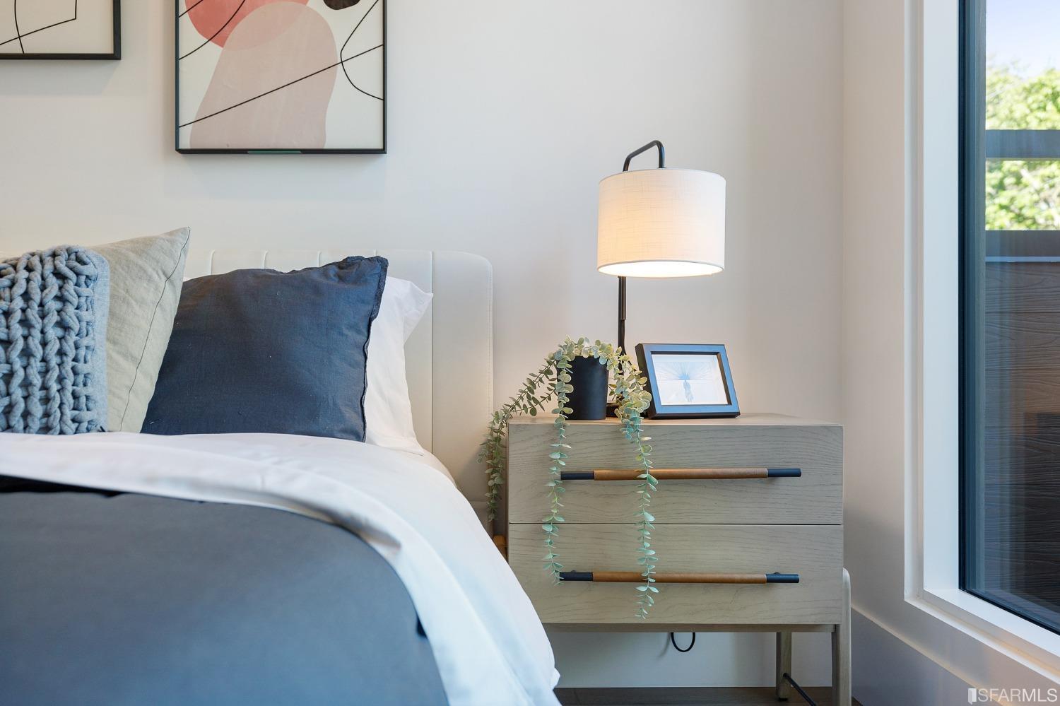 1493 Oak Grove Avenue Unit: 202