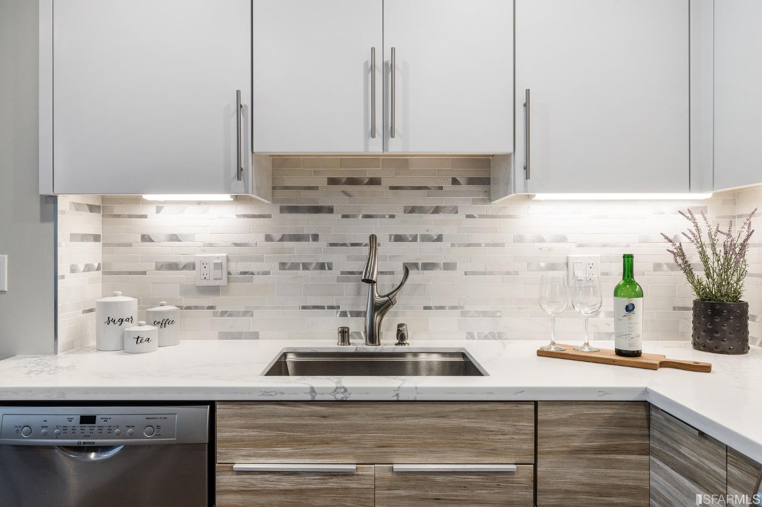 1493 Oak Grove Avenue Unit: 202