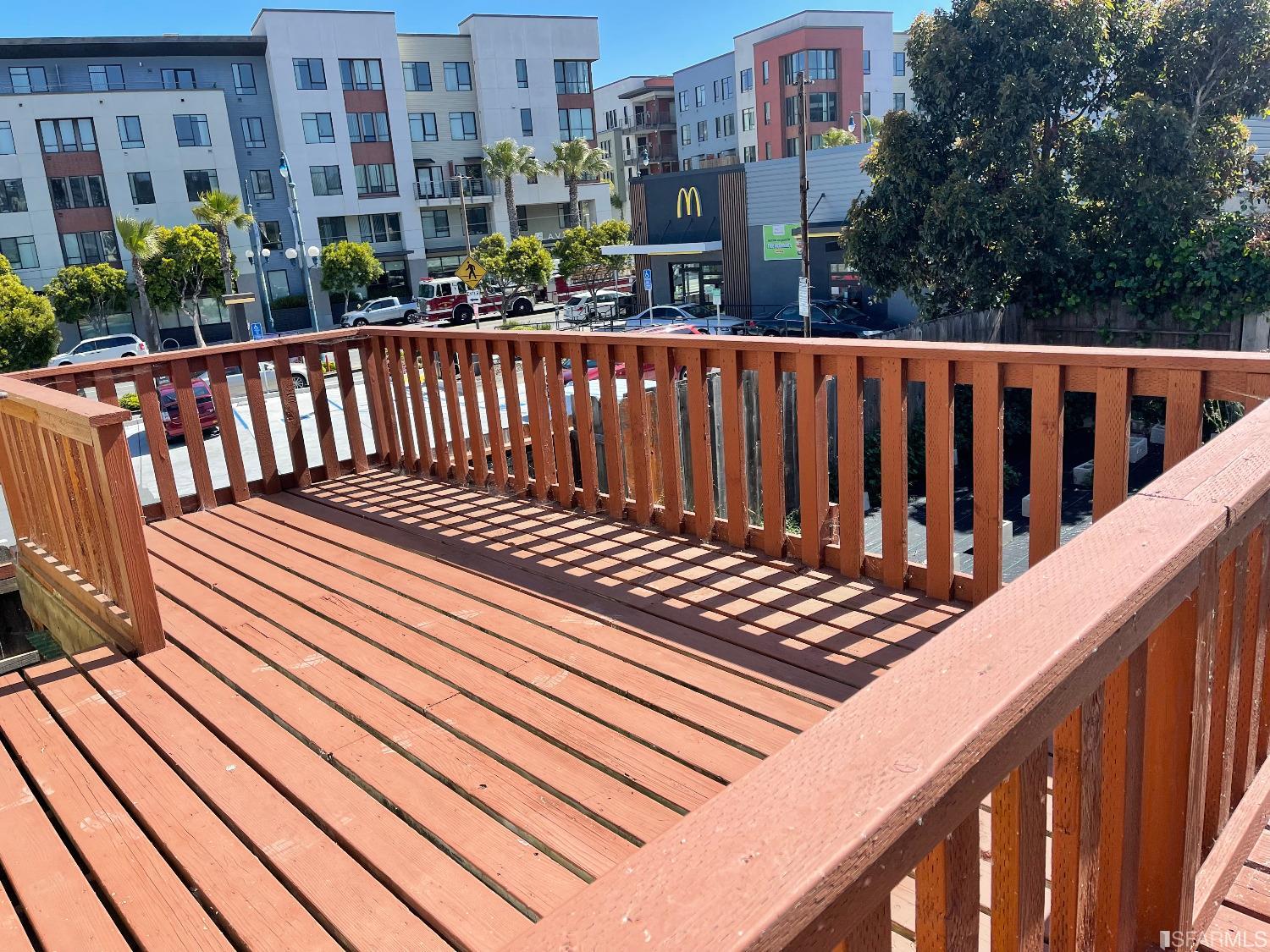 1180 Plymouth Avenue