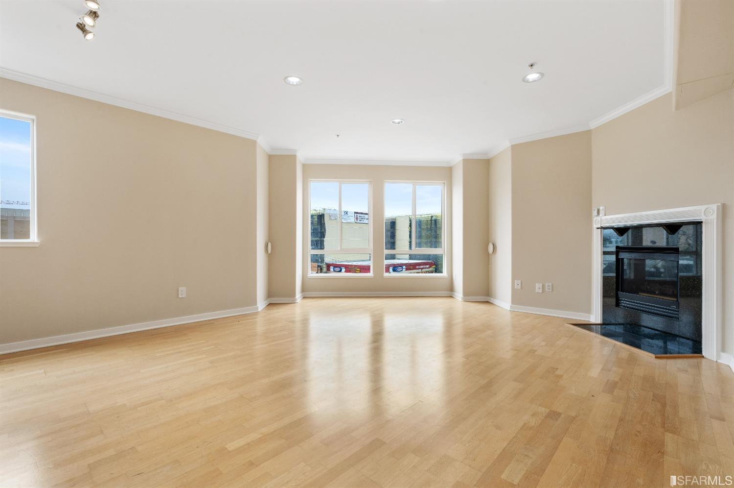 1 Wattson Place Unit: 5