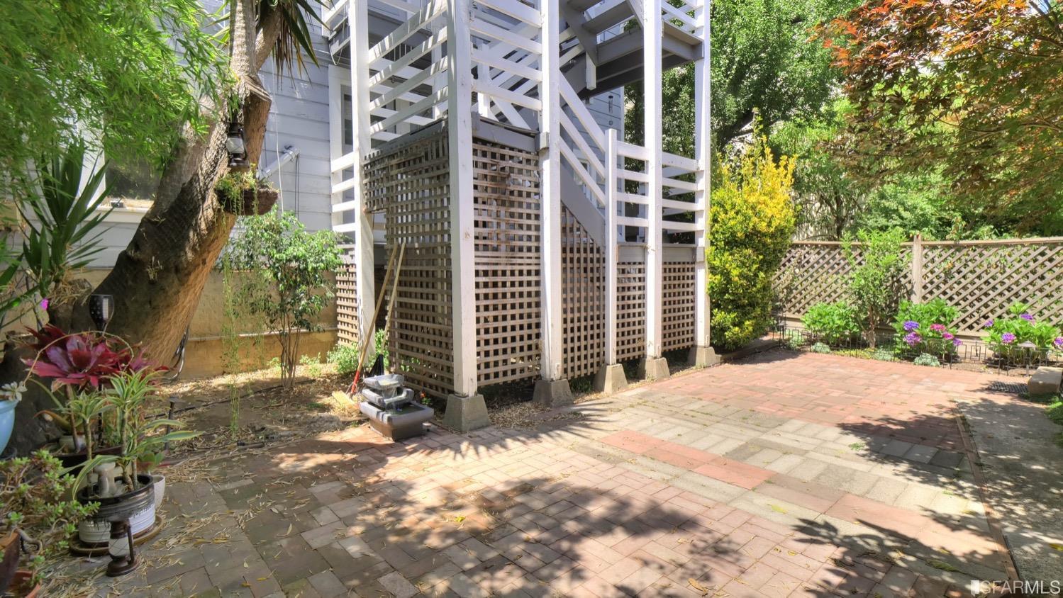 75 Collingwood Street