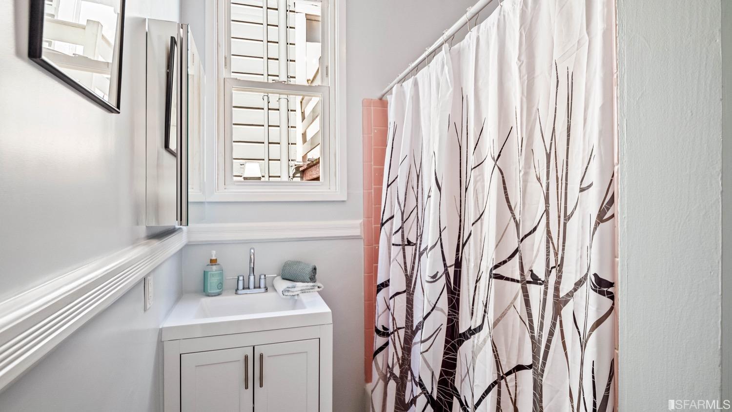 75 Collingwood Street