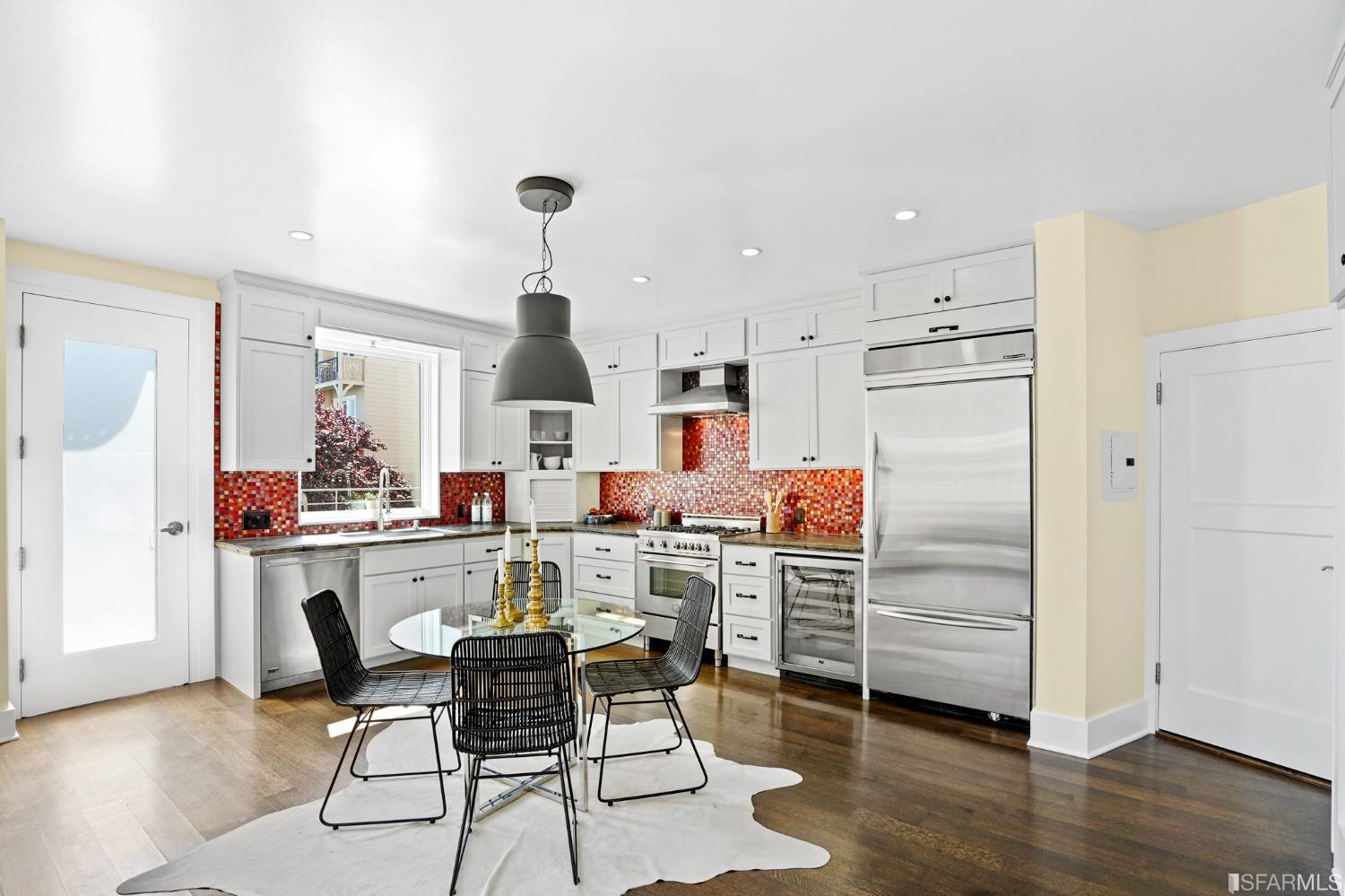 2130 Leavenworth Street Unit: 16