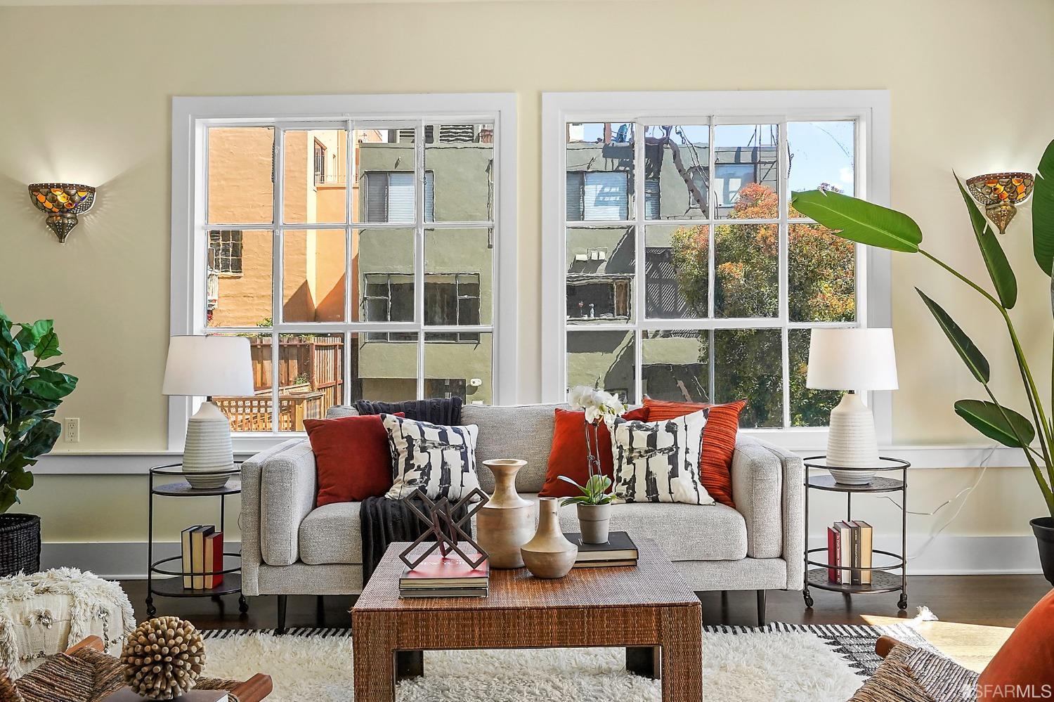 2130 Leavenworth Street Unit: 16