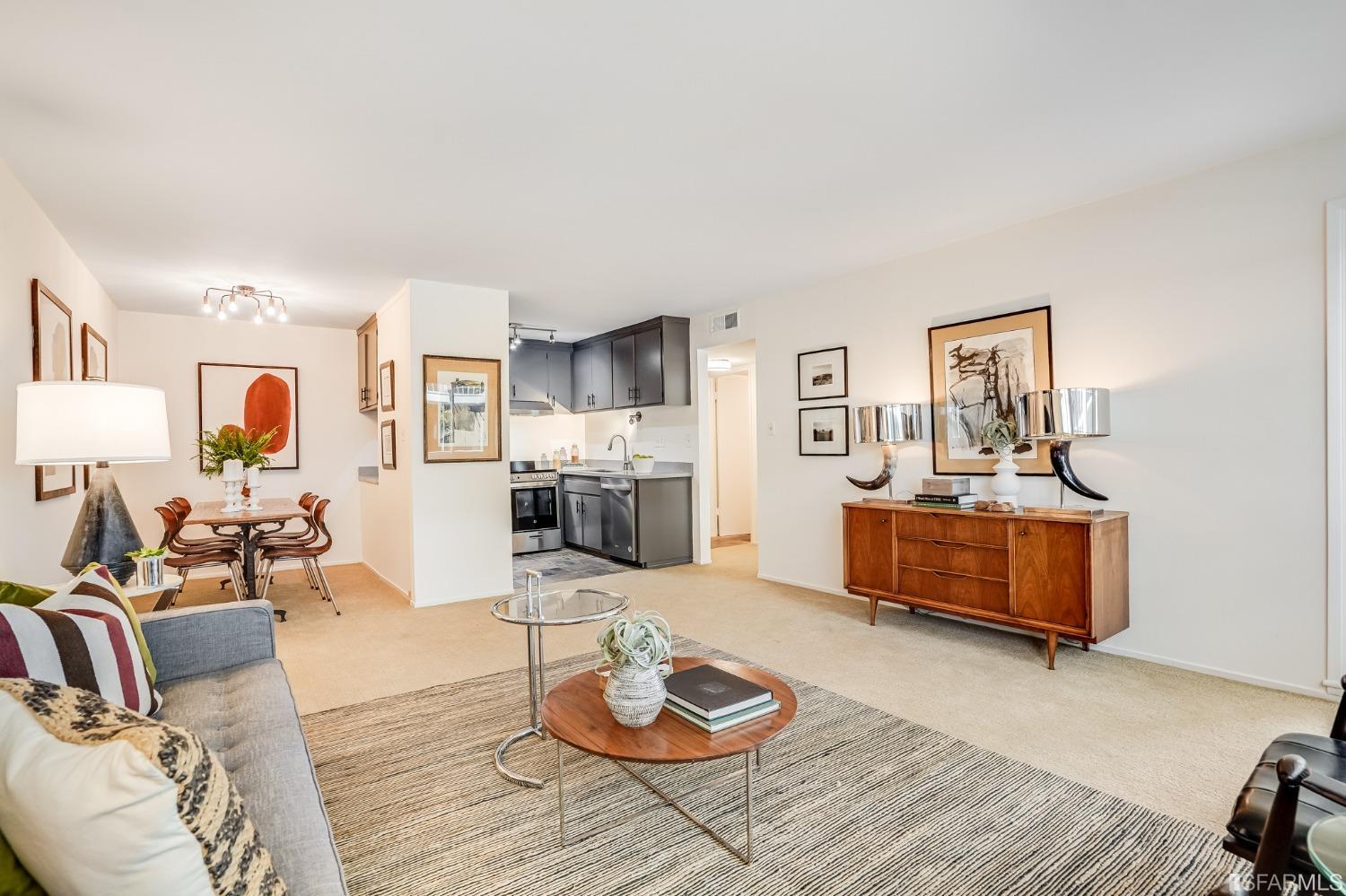 2121 Laguna Street Unit: 24