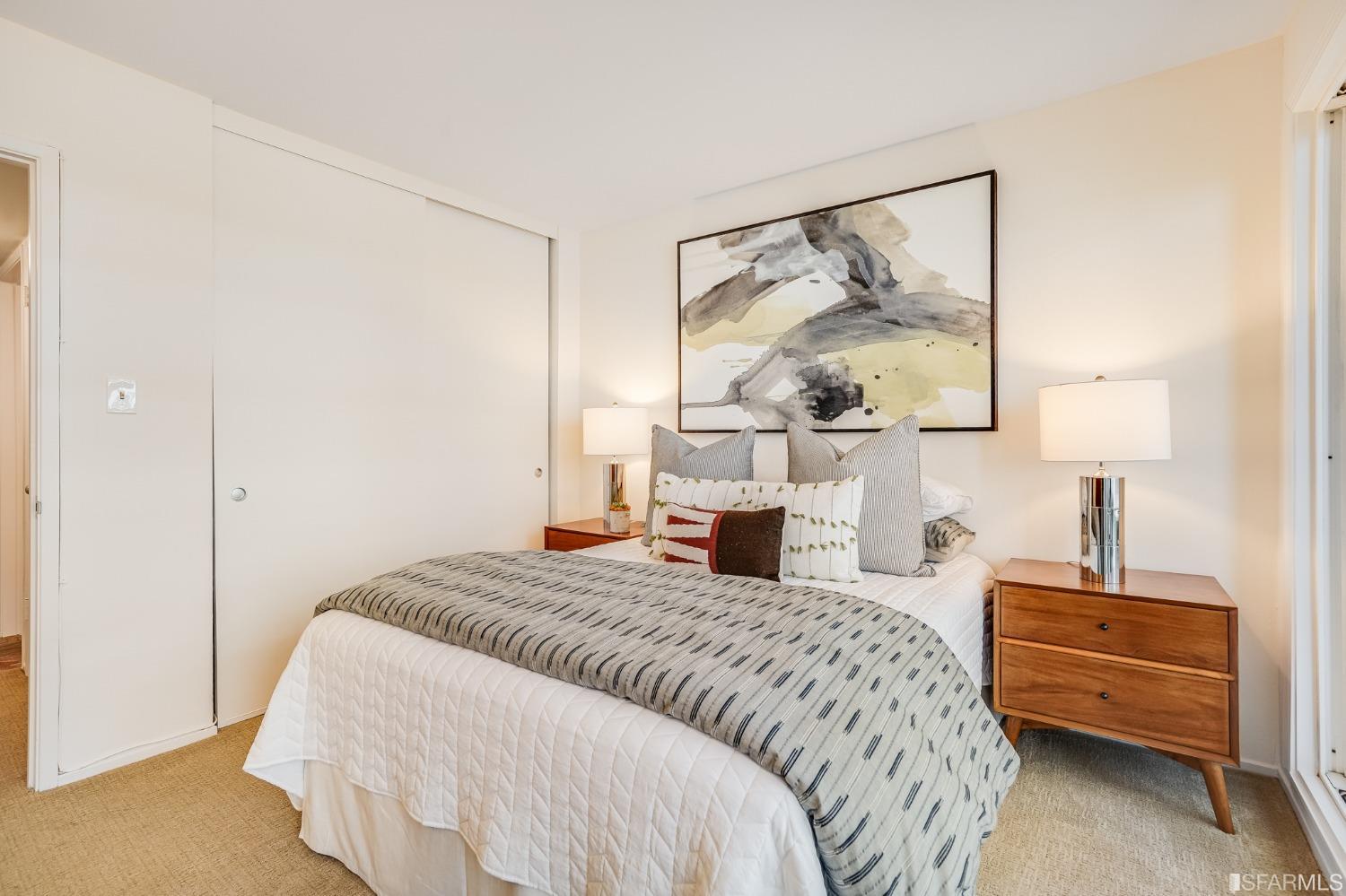 2121 Laguna Street Unit: 24