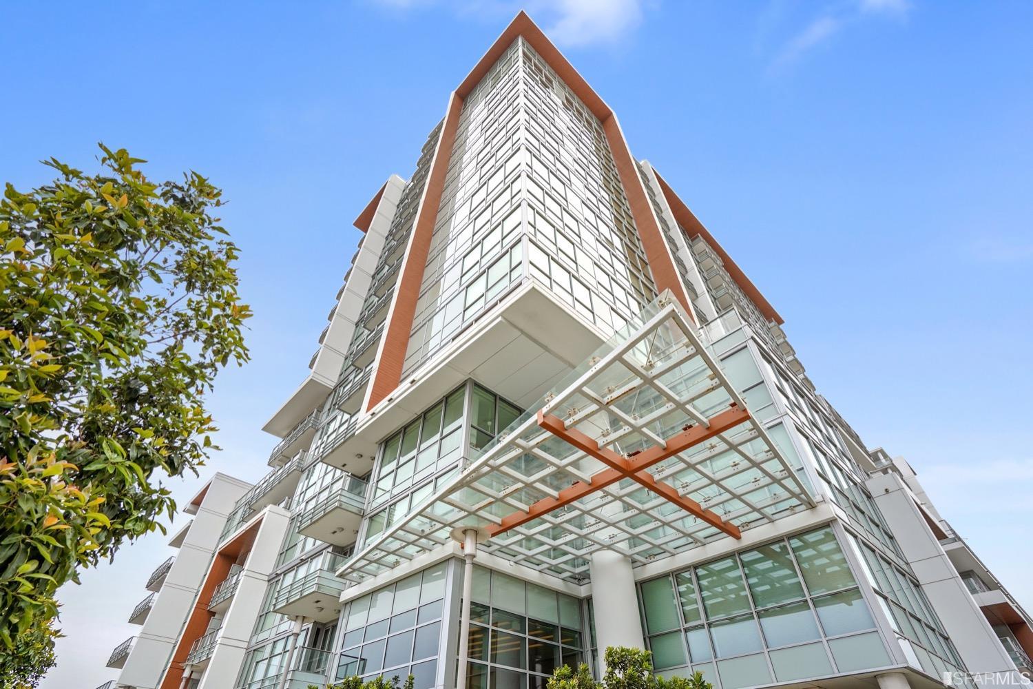 718 Long Bridge Street Unit: 1600