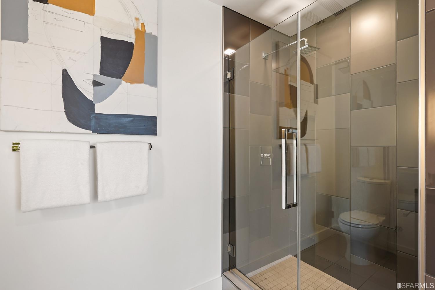 718 Long Bridge Street Unit: 1600