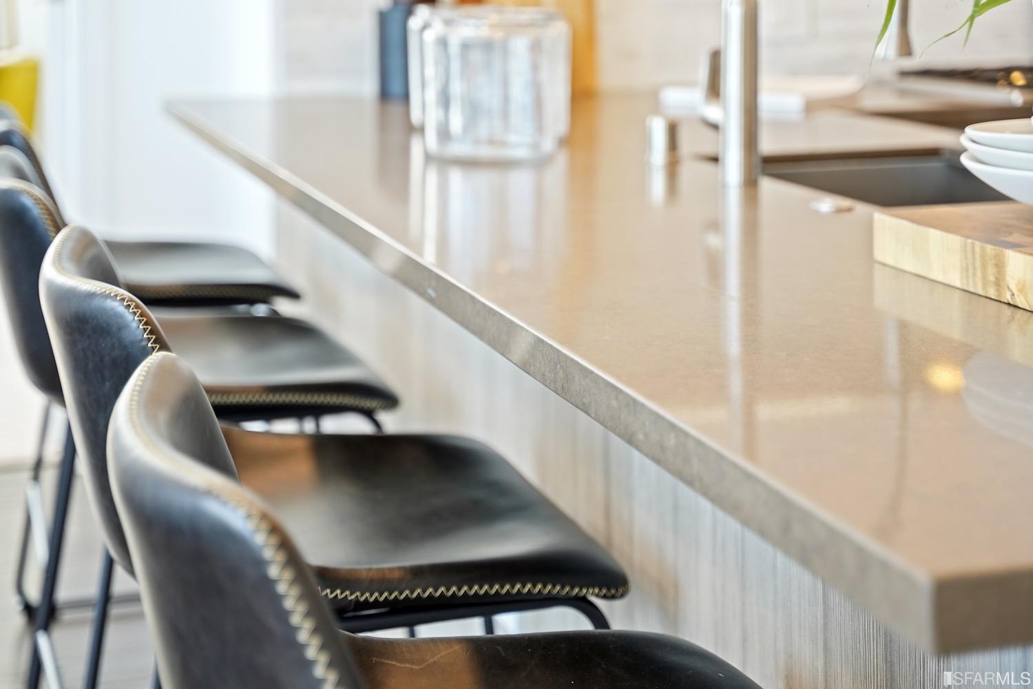 718 Long Bridge Street Unit: 1600