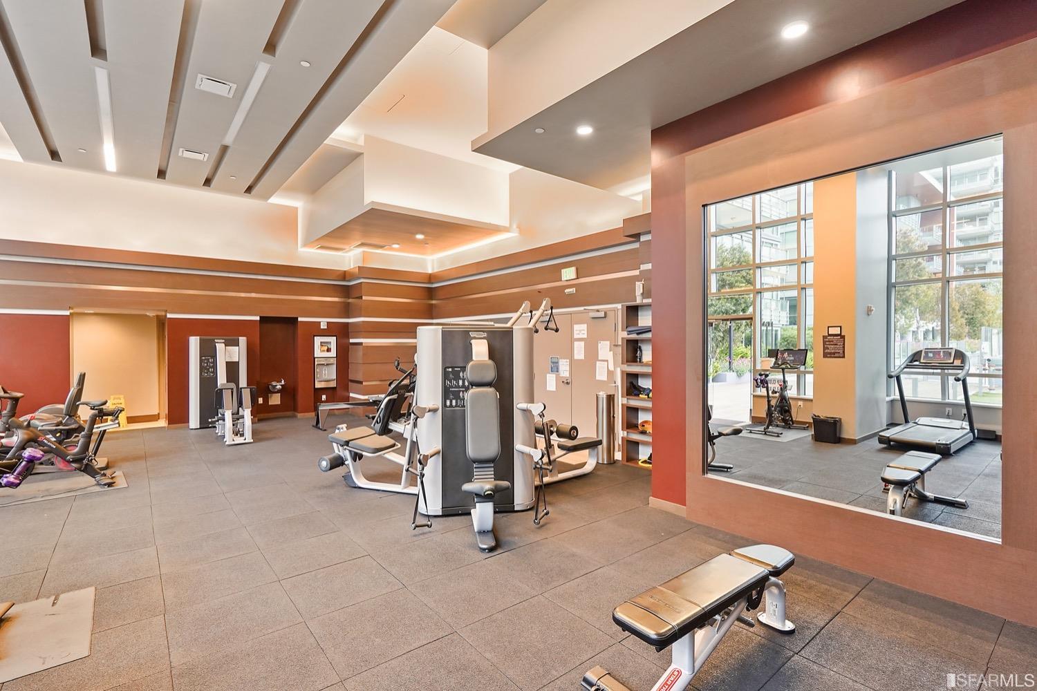 718 Long Bridge Street Unit: 1600