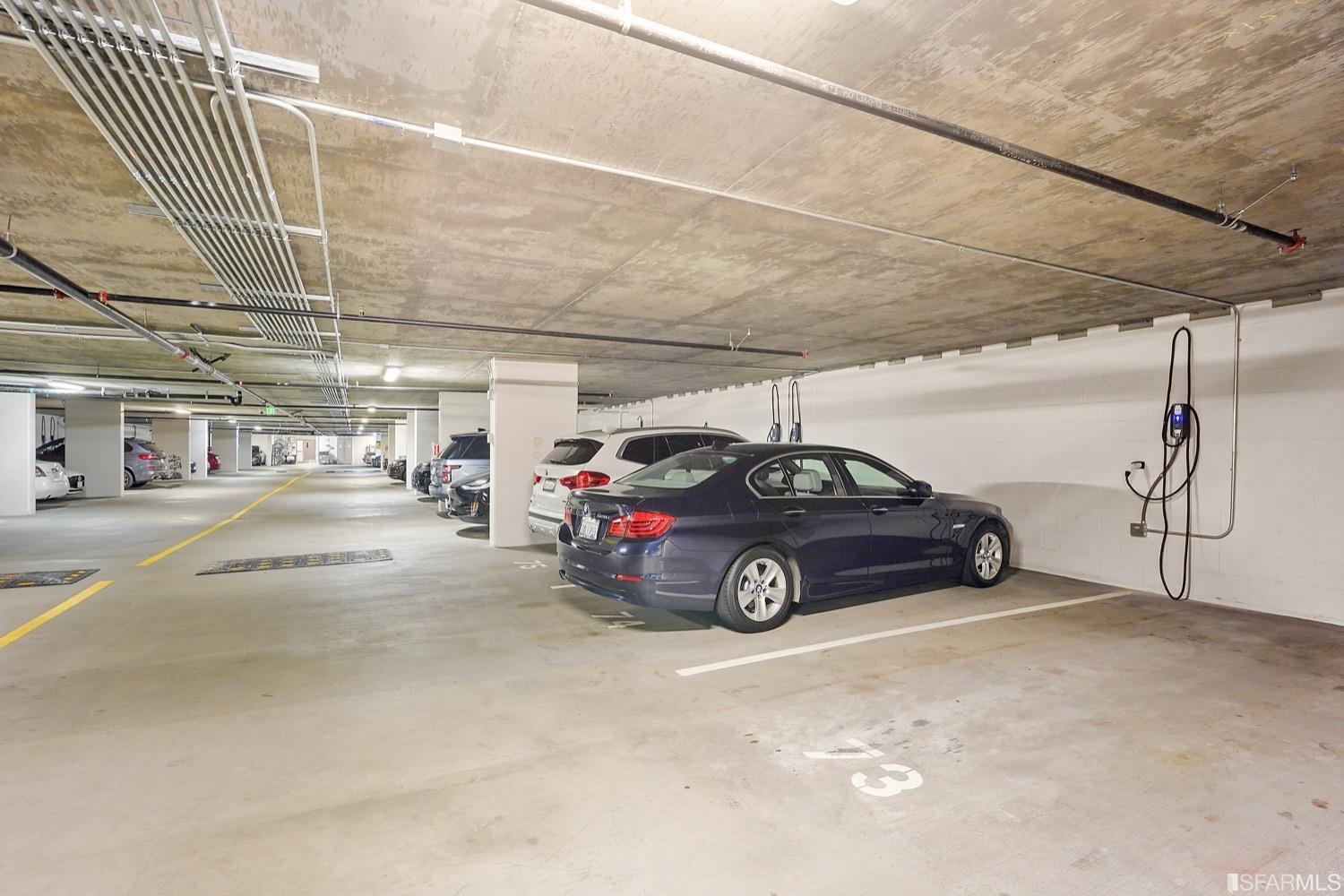 718 Long Bridge Street Unit: 1600