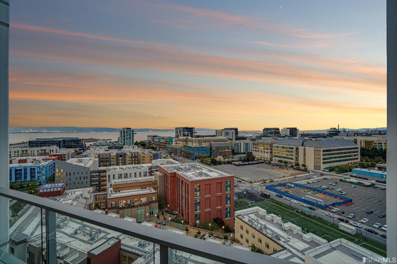 718 Long Bridge Street Unit: 1600