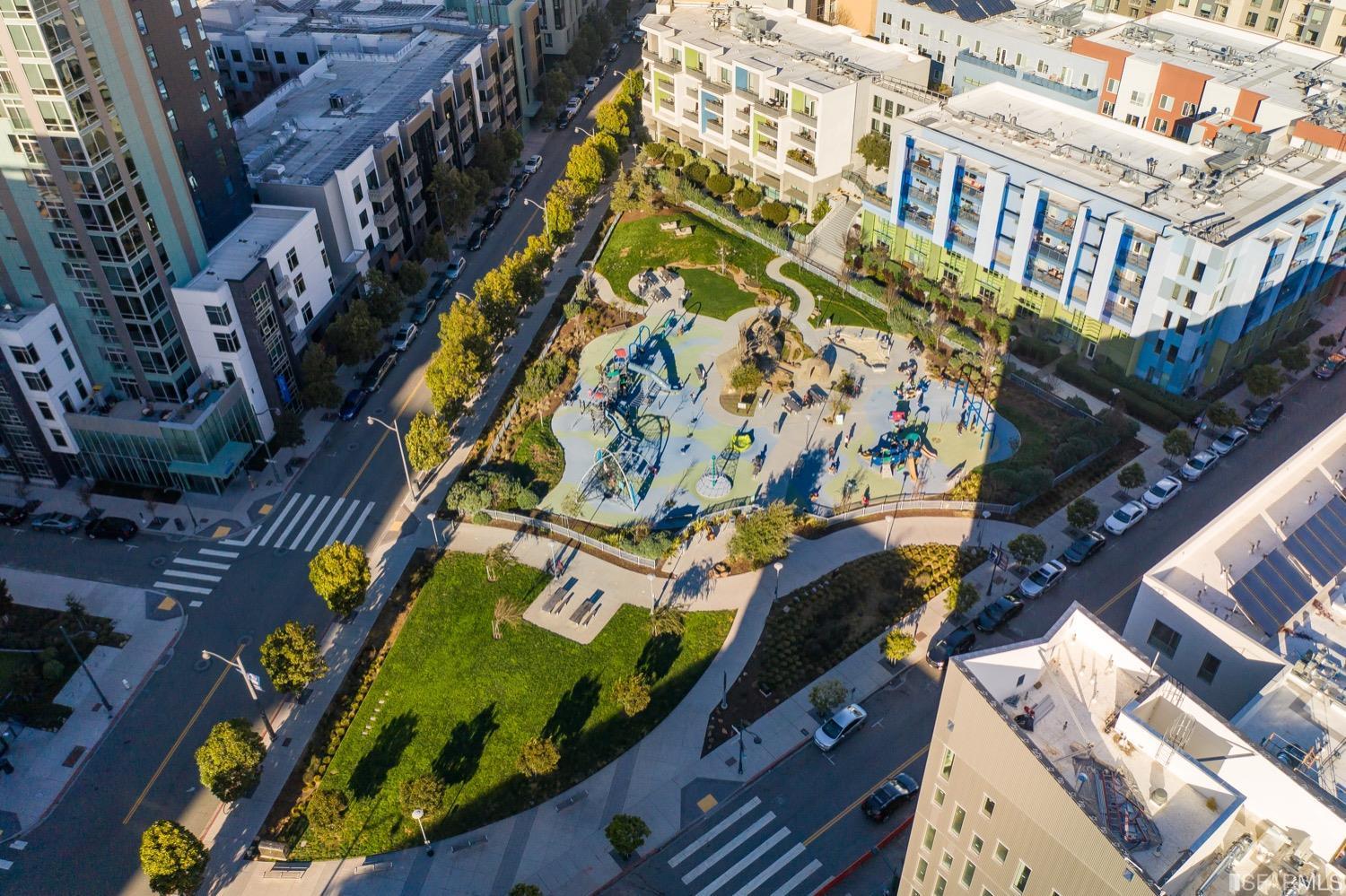 718 Long Bridge Street Unit: 1600