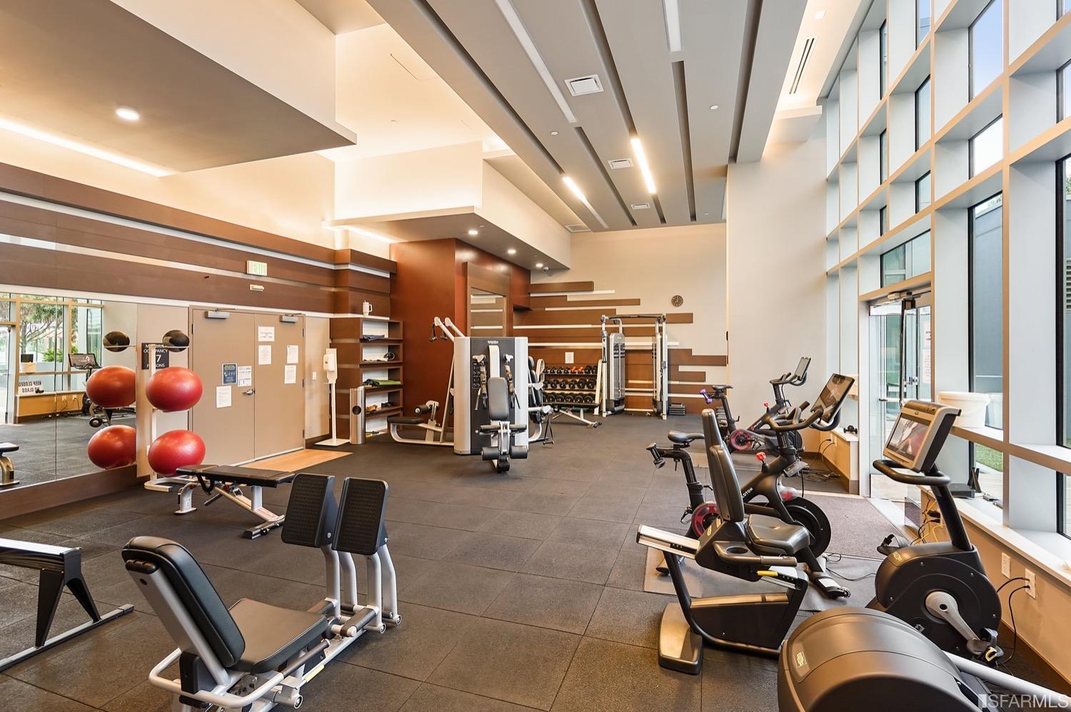 718 Long Bridge Street Unit: 1600