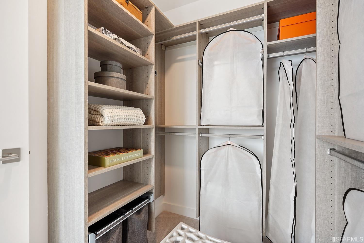 718 Long Bridge Street Unit: 1600