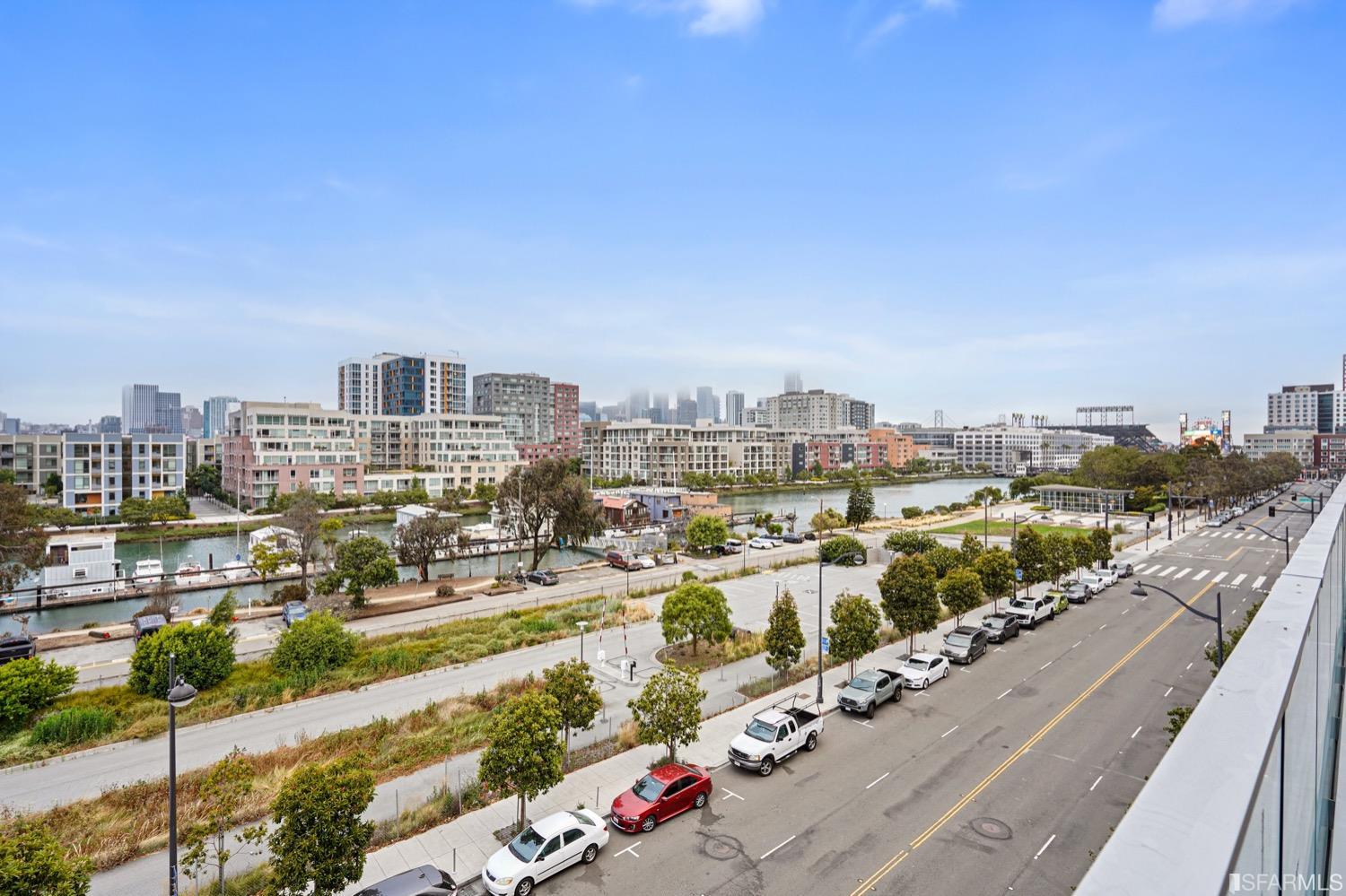 718 Long Bridge Street Unit: 1600