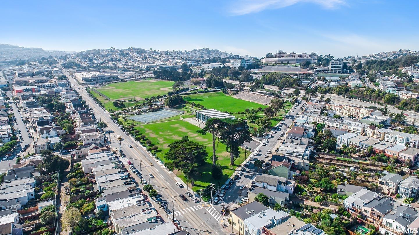 279 Capistrano Avenue