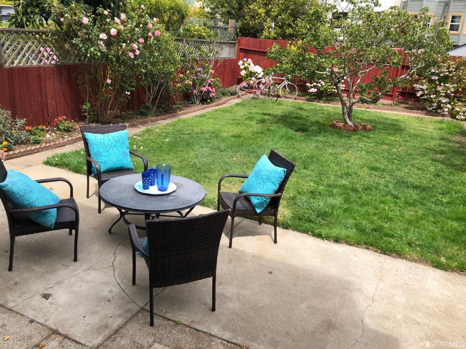 279 Capistrano Avenue