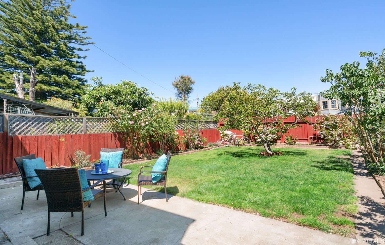 279 Capistrano Avenue