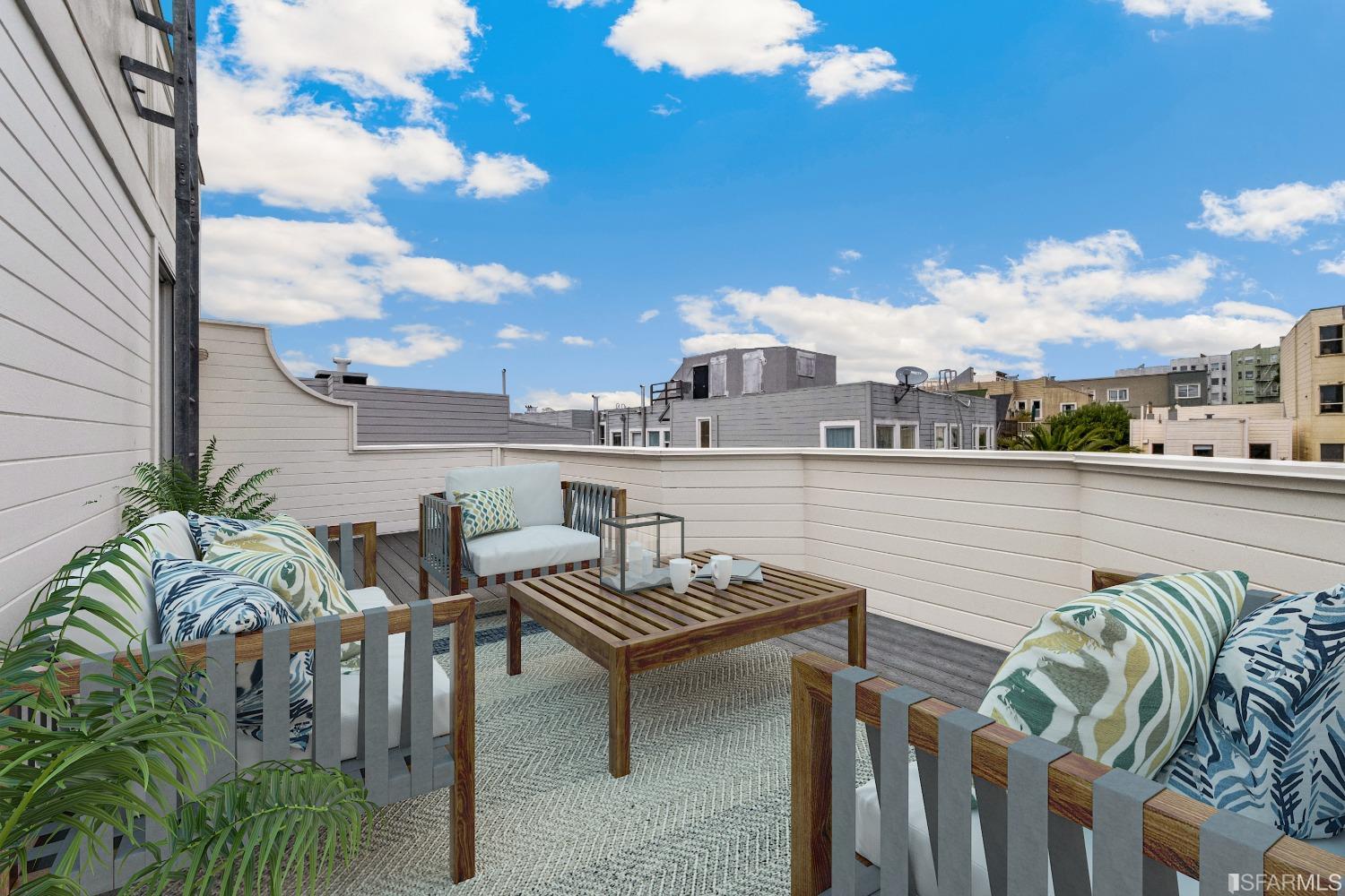 980 Oak Street Unit: 3