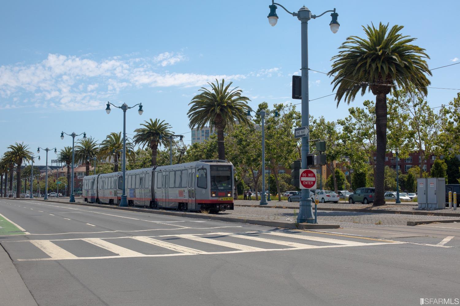 888 7th Street Unit: LL-13