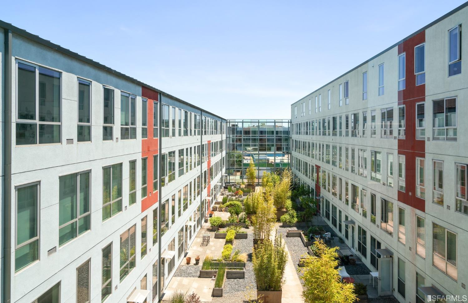 888 7th Street Unit: LL-13