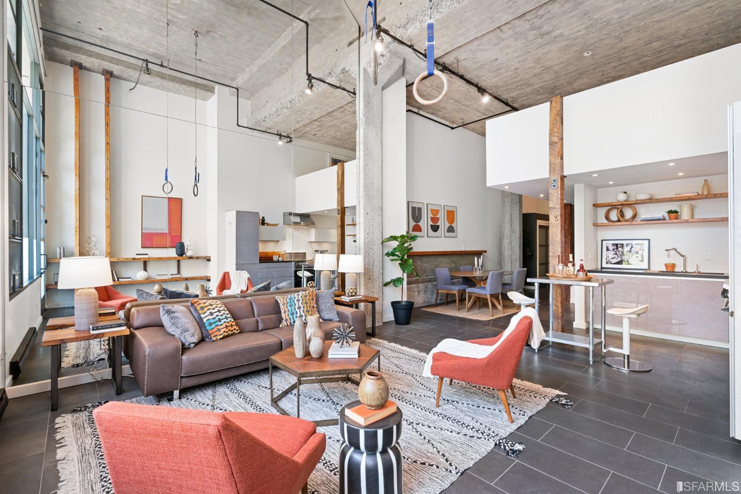 601 4th Street Unit: 111