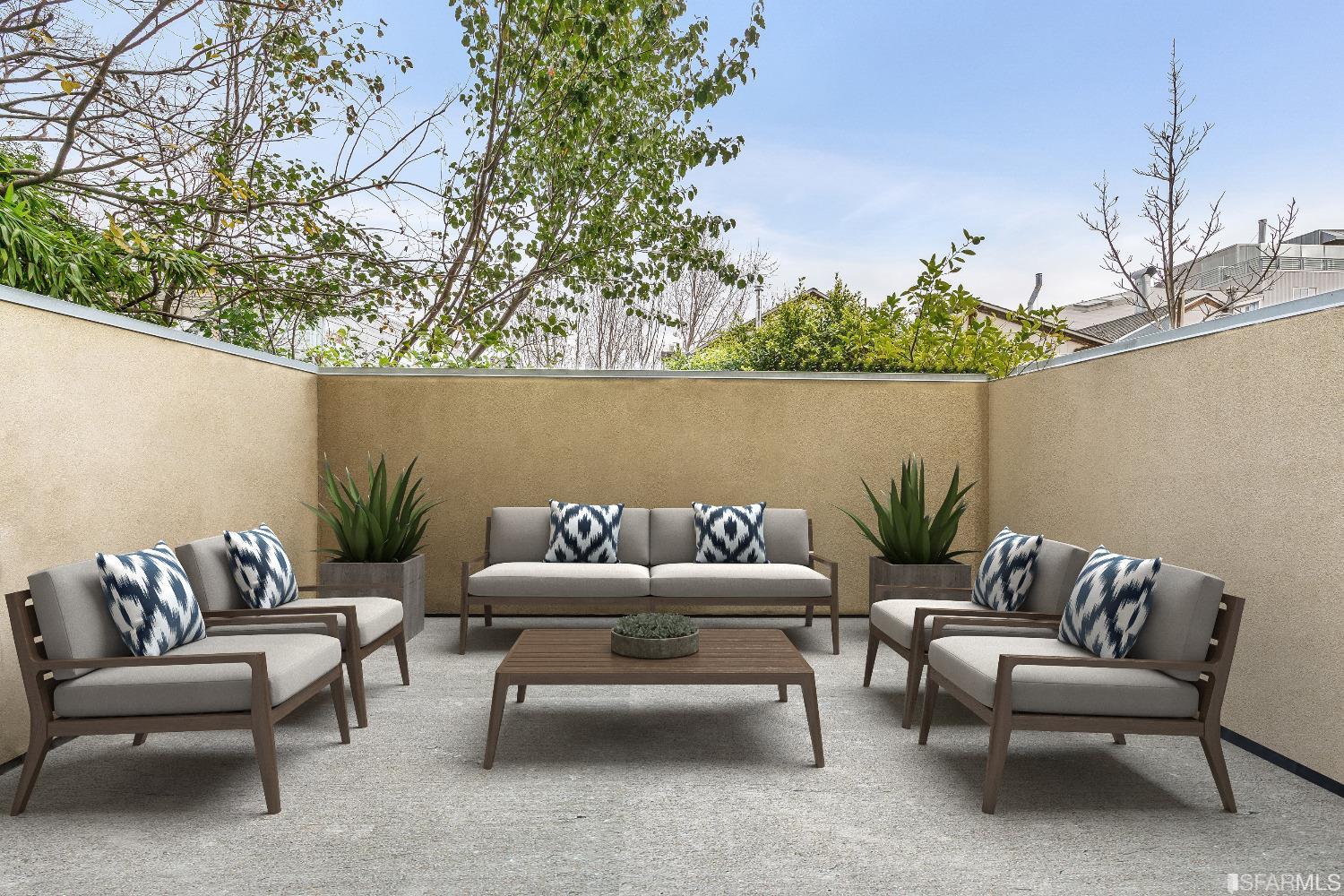 239 8th Street Unit: 7