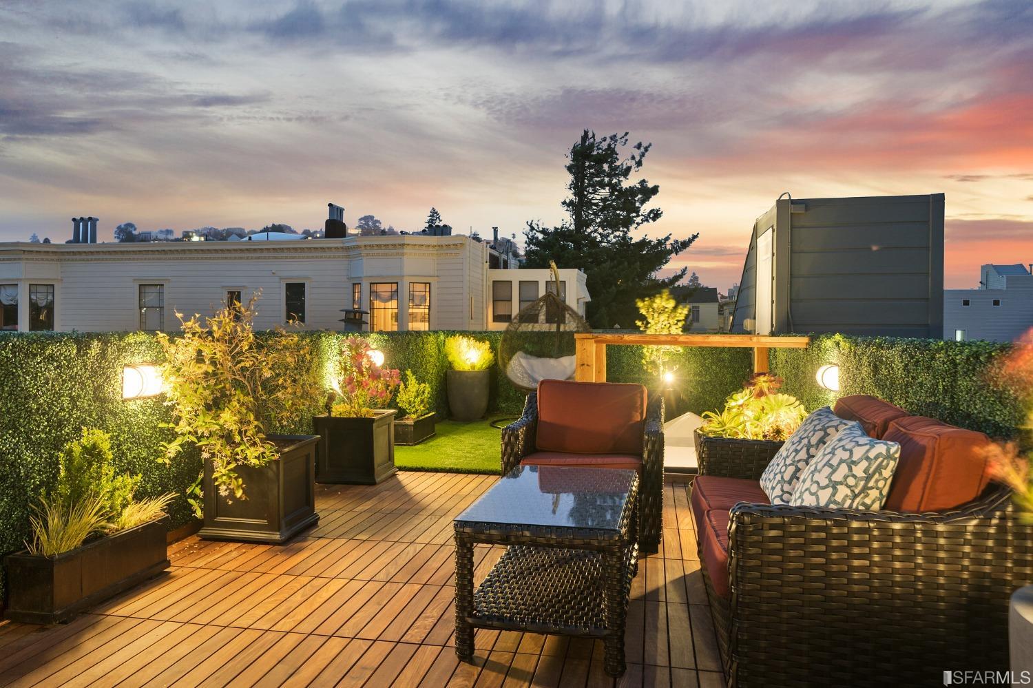 335 Elizabeth Street