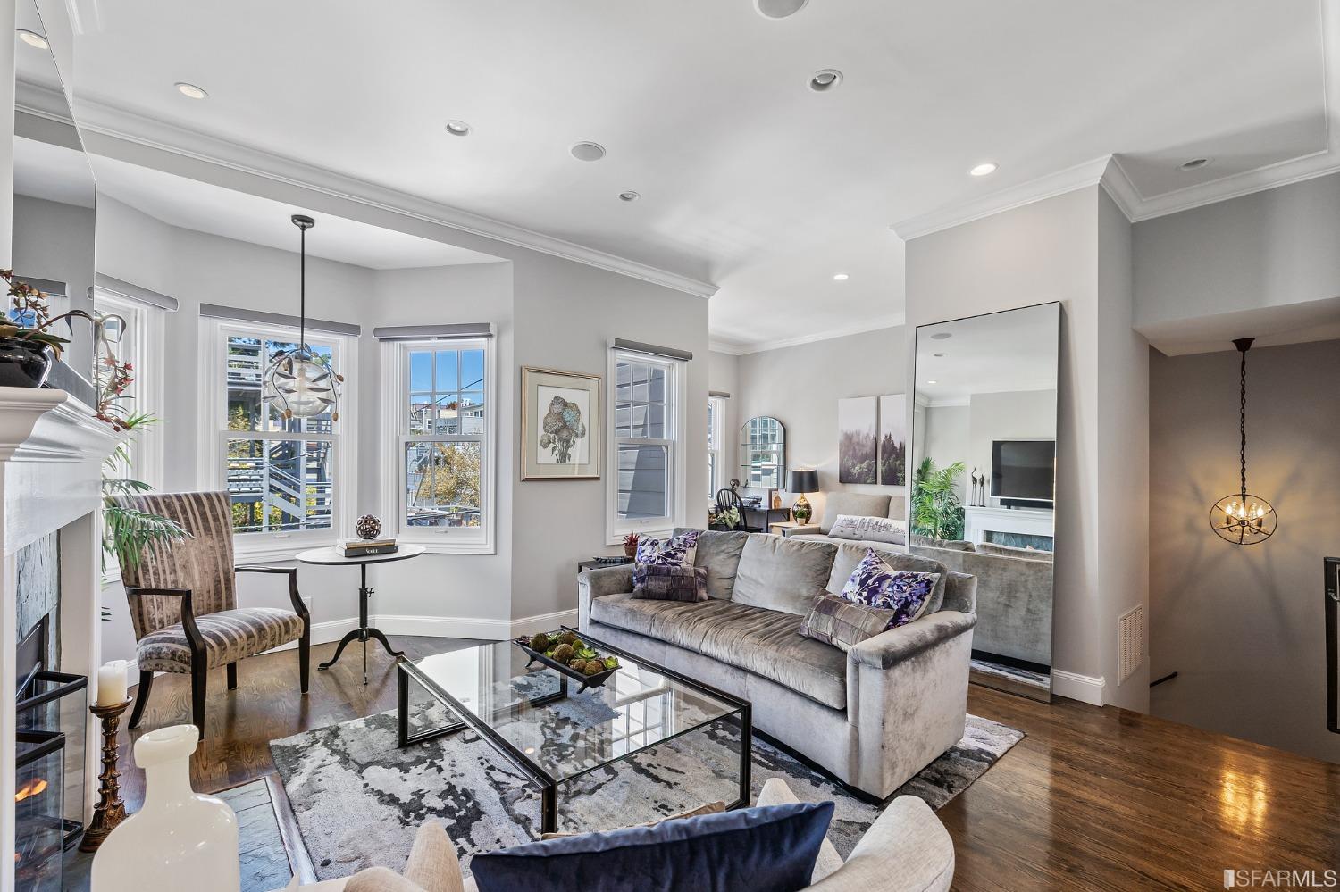 335 Elizabeth Street