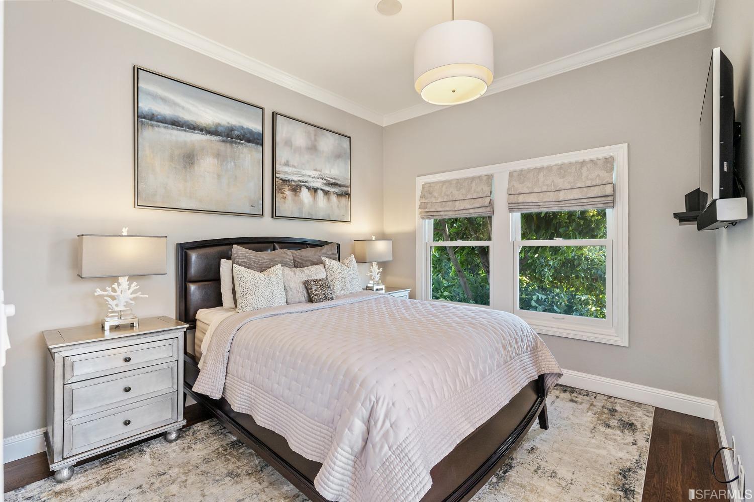 335 Elizabeth Street