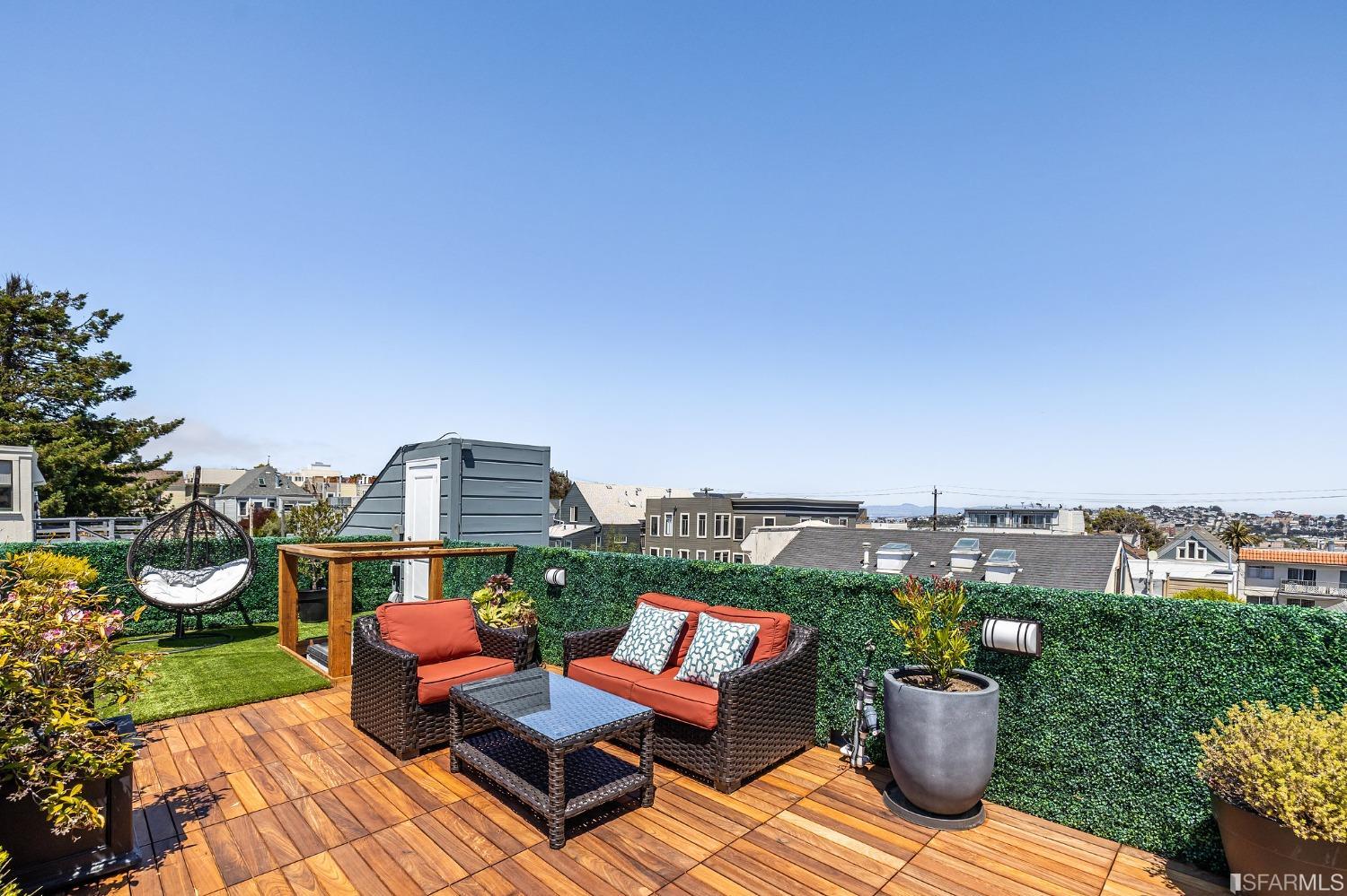 335 Elizabeth Street