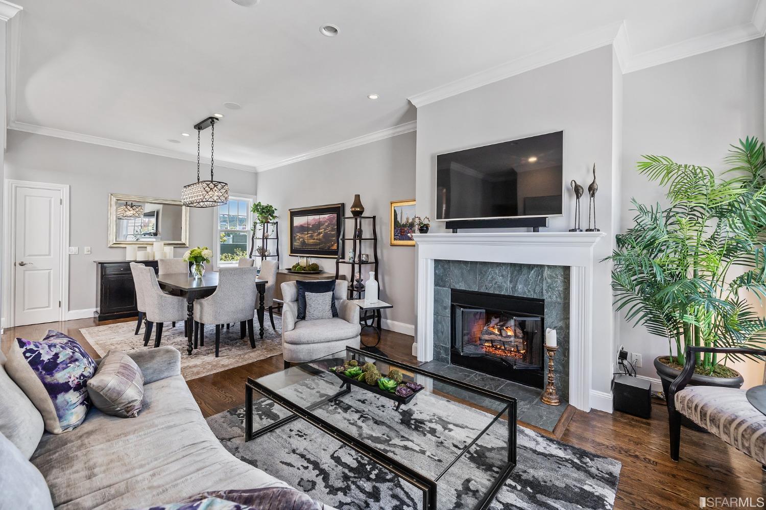 335 Elizabeth Street