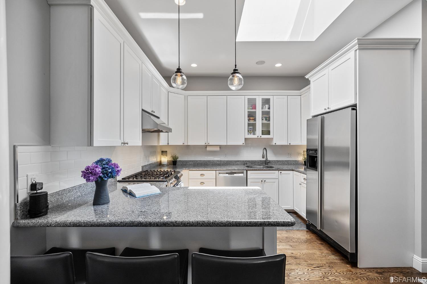 335 Elizabeth Street