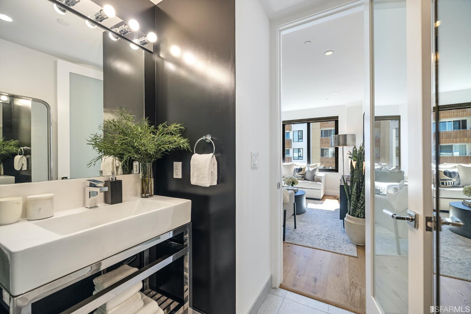 1875 Mission Street Unit: 404