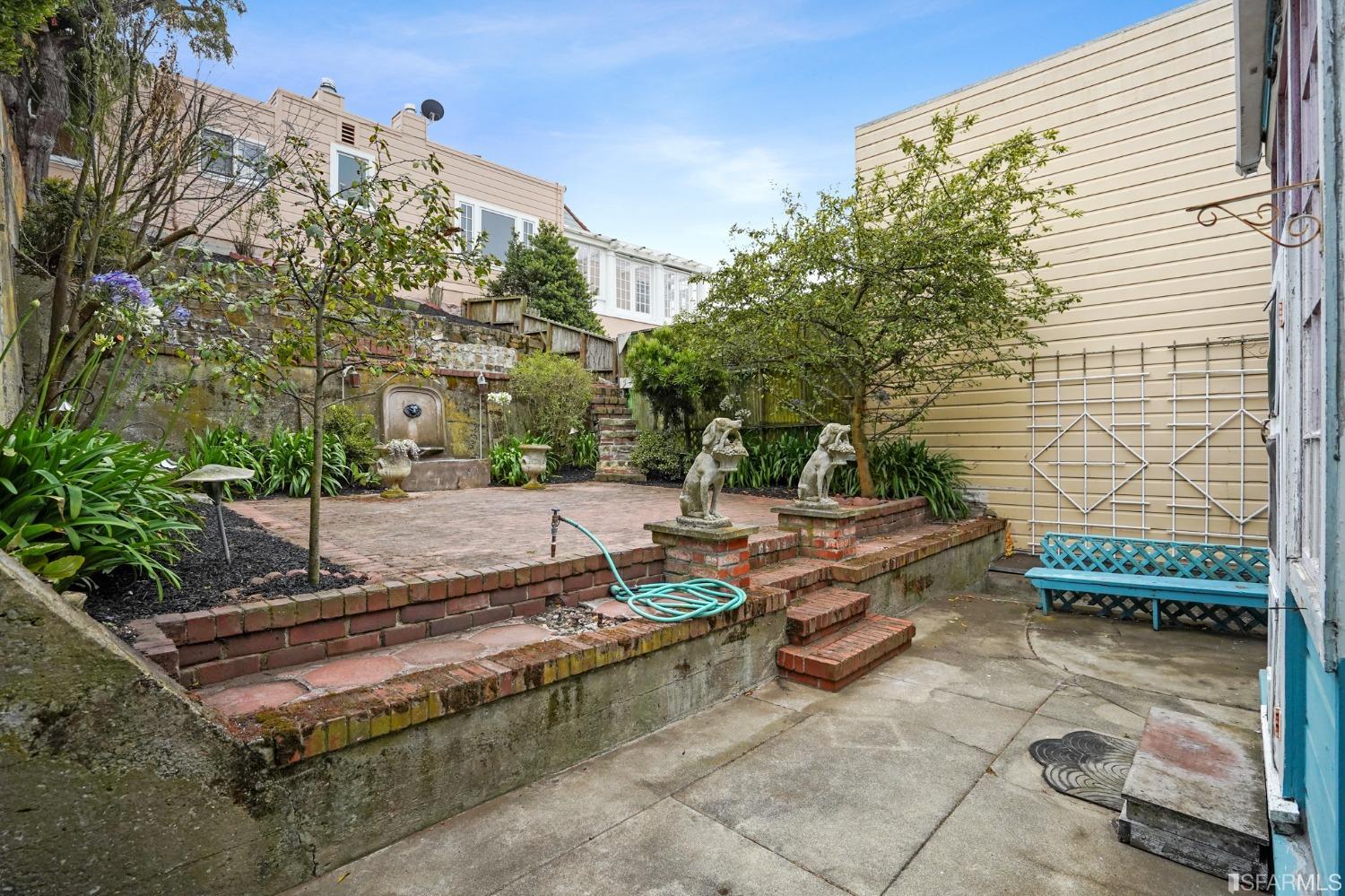 1935 Cabrillo Street