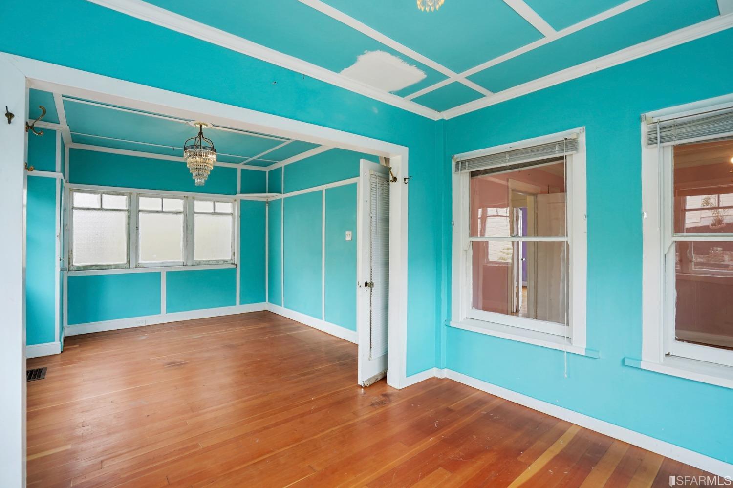 1935 Cabrillo Street